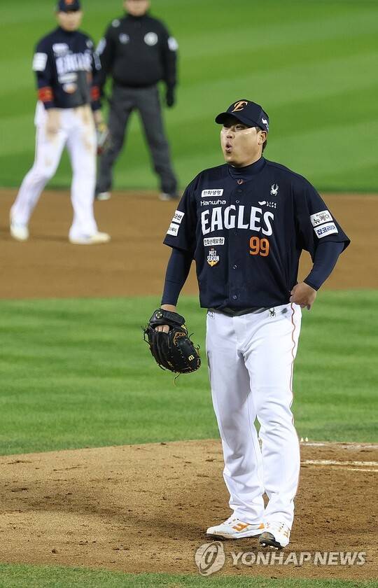 2이닝 5피안타, 류현진 시대 종말인가… 버거웠던 RYU의 마지막 등판[초점]