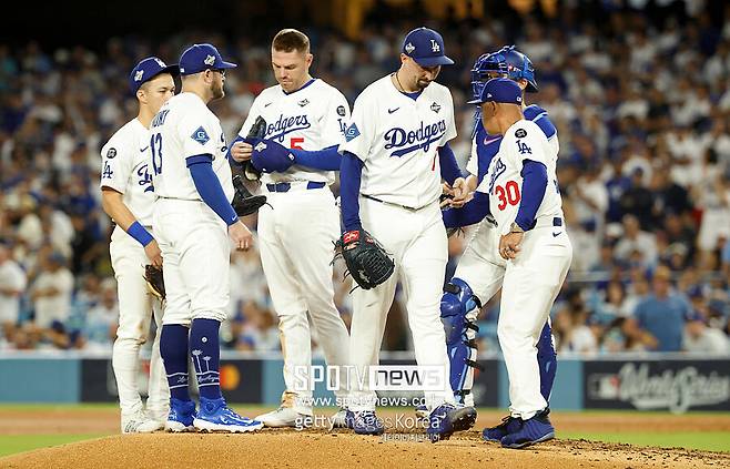 커쇼 분명 우승 반지 2개인데, 알고 보니 하나는 노카운트라고? '출전 0' 김혜성은 어떻게 될까