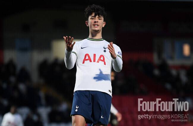 ‘손흥민과 한솥밥’ 토트넘서 실패하고 파격 결단…‘英 국적 포기→亞 국가대표 선택’