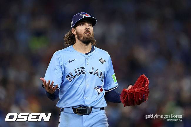 '4649억' 야마모토 역투+'5222억' 베츠 부활…다저스의 반격, 7차전 간다 [WS6 리뷰]