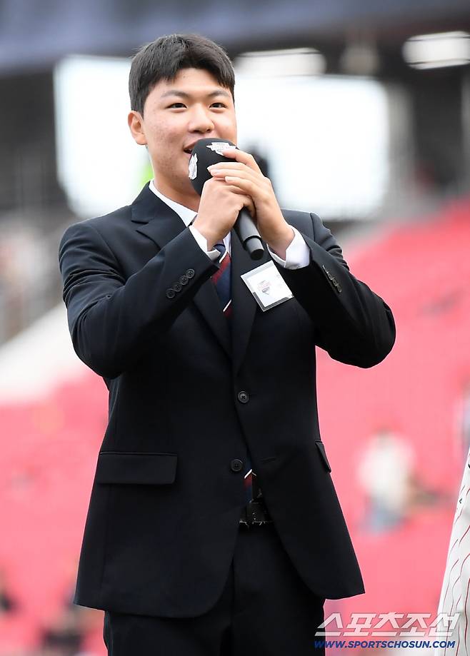 '단장 불참 예고' FA 유출 대비 KIA, 오키나와행 30명 확정…신인 야수 3명+타카하시 코치 함께한다