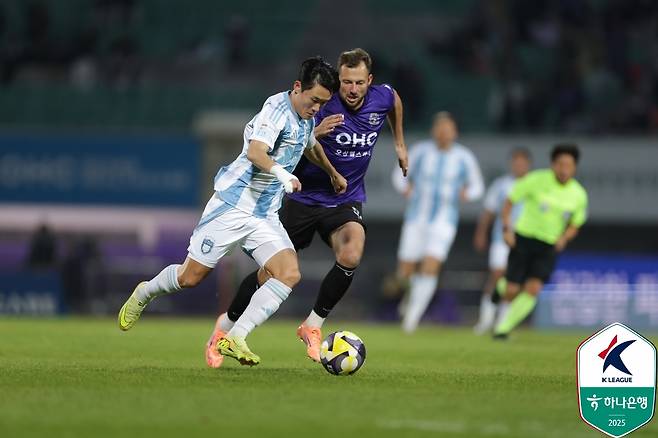 '울산 무너졌다'…안양, 홈에서 3-1 역전승→파이널B 최상단으로+모따·이창용·채현우 연속골 [현장 리뷰]