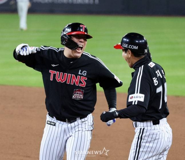 '100억설' FA 김현수 '진짜' 두산 컴백하나