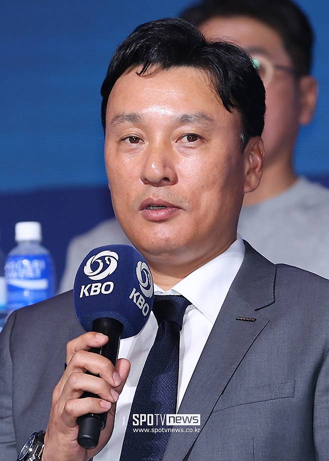 이승엽은 왜 깜짝 놀랐나…日 거포 유망주는 승짱 지도에 감격