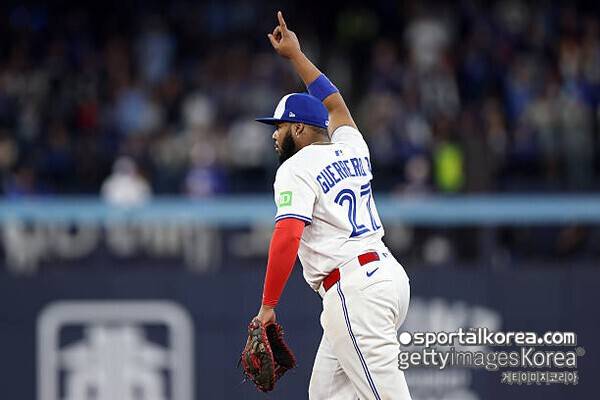 'WS 7차전 역사상 가장 치명적인 실수' 게레로 삼진→스프링어 걷다가 아웃, 도대체 무슨 일인가?