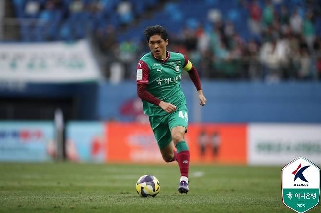 황선홍 감독이 홍명보 감독에게 추천한 ‘신형 진공청소기’ 이순민 “대표팀 경기는 모두 챙겨봐”···“꼭 다시 가고 싶다” [이근승의 믹스트존]