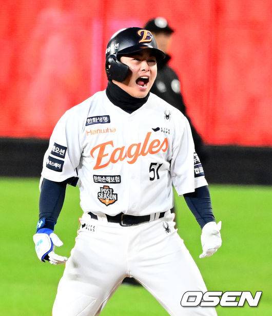 '미친 타격' 문현빈과 '수비 귀신' 박해민, 이제는 같은 팀 동료 “수비 배우고 싶어요” “나도 타격 배우겠다”