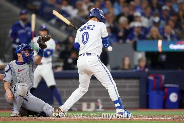 정말 다 보여준다, 월드시리즈 7차전 '벤치 클리어링'이라니…다저스 1-3 열세, 흐름 달라질까?