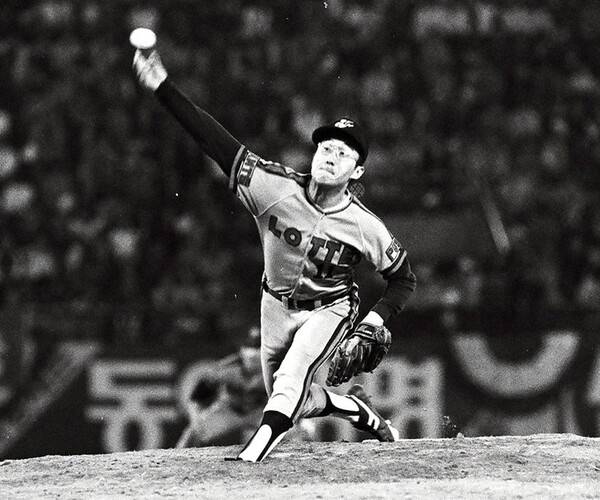 '야마모토야 우짜긋노'→'함 해보입시더' WS 3승 야마모토의 투혼이 만든 우승