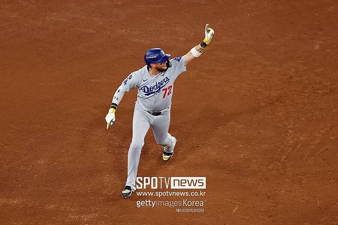 김혜성 밀어낸 이유 증명… ‘3억 달러’ 다저스 구한 500만 달러 백업 선수, 도대체 얼마짜리 홈런을 친 것인가