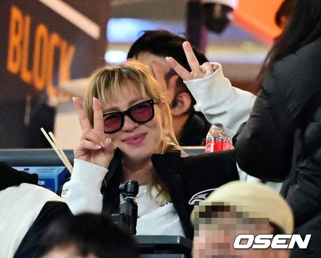 한화 준우승에 슬퍼했던 폰세, 왜 아직도 한국 안 떠났나…의미심장한 글 남겼다