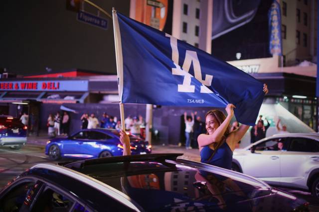 9회초 들어갈 때 우승 확률 91.7%였는데···가슴 찢어진 토론토 블루제이스