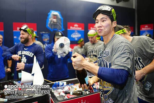 오타니 조언에 뒤바뀐 김혜성 운명, 결국 '우승 반지'로 돌아왔다…'방만 운영' 구단 거절하고 다저스행, '신의 한 수'였네