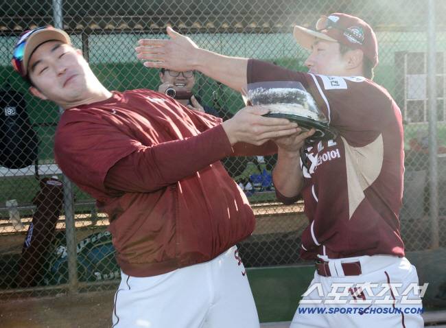 '세월무상' 애처로운 두 전설의 현실, 친정팀 '전격 컴백' 가능성은 없을까