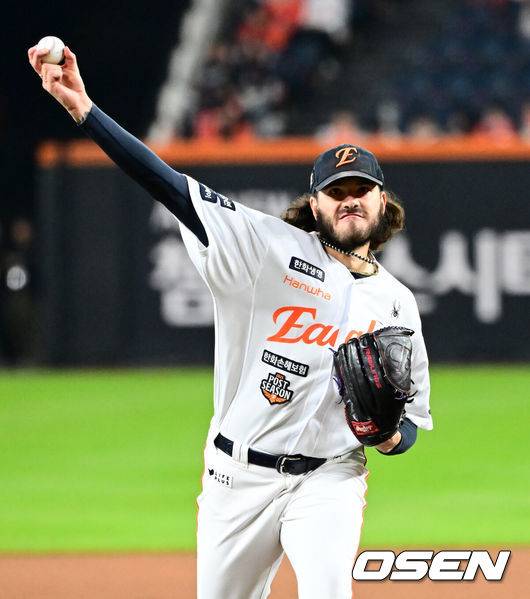 KBO에서는 MVP 유력 후보인데...'50홈런-150타점' 디아즈 vs '4관왕' 폰세, 美 평가는 극명하게 달랐다