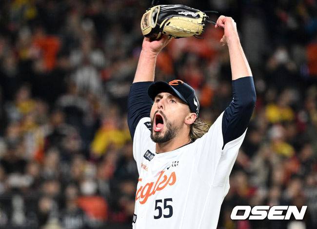 KBO에서는 MVP 유력 후보인데...'50홈런-150타점' 디아즈 vs '4관왕' 폰세, 美 평가는 극명하게 달랐다