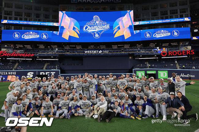 김혜성처럼 될 거면 ML 가지 말라고? 천만의 말씀, 1년차에 韓 야수 최초 미국 정복→오타니+커쇼도 안아줬다