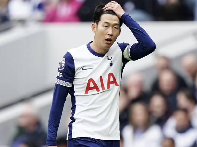 '英 BBC도 환호' 손흥민도 사람인데...SON 1대1 미스 '충격 저격' 감독, 드디어 22년 한풀이 성공?