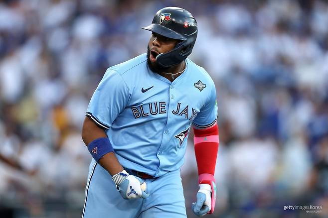 졌지만 웃을 수 있는 토론토 ‘7150억 원’ 블게주의 미친 방망이