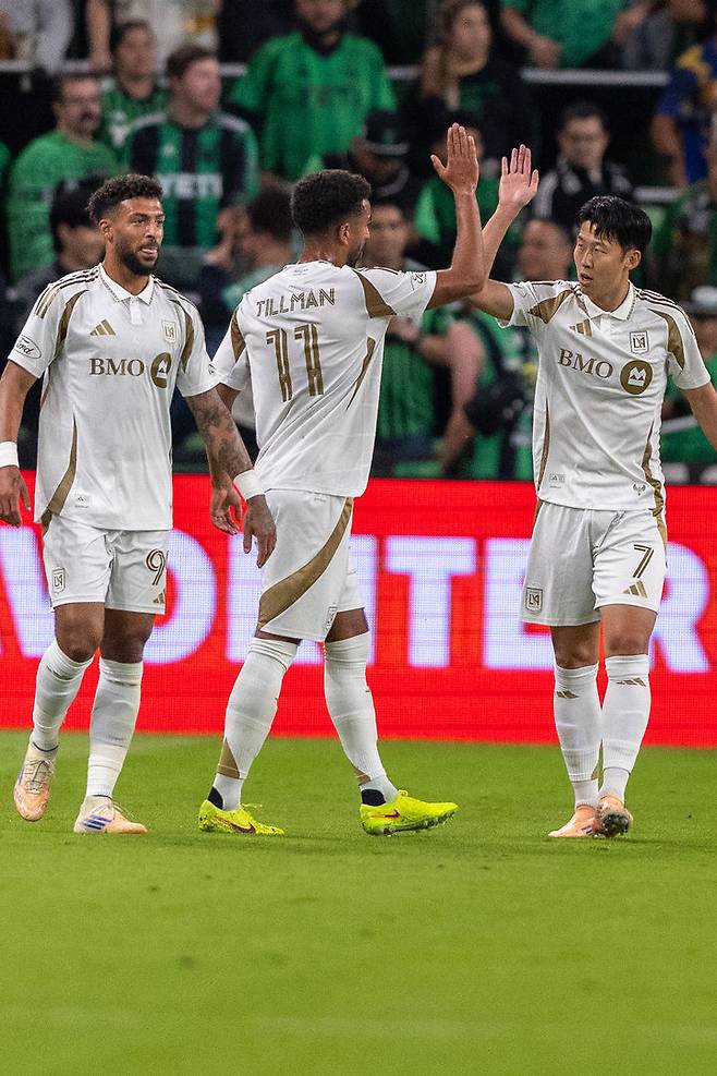 '손흥민 1골1도움' LAFC, 오스틴 꺾고 MLS PO 8강 진출