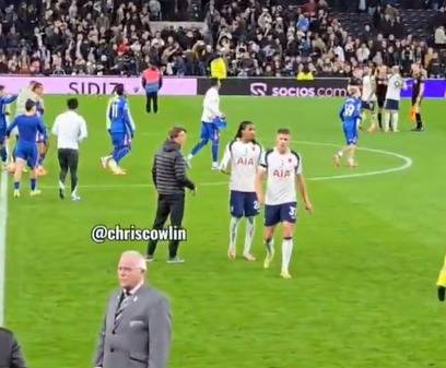 이게 말이 되나? 손흥민 한 명 떠났다고 와르르...후배들은 감독 무시, 후계자는 끝없는 부진