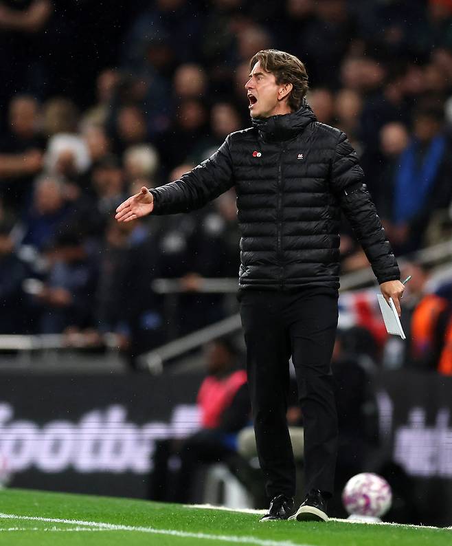 손흥민도 슬퍼하겠다...스승 선임→4개월 만에 파격 경질, 프랭크도 똑같이 된다? 토트넘 최악 상황, 심각 분석