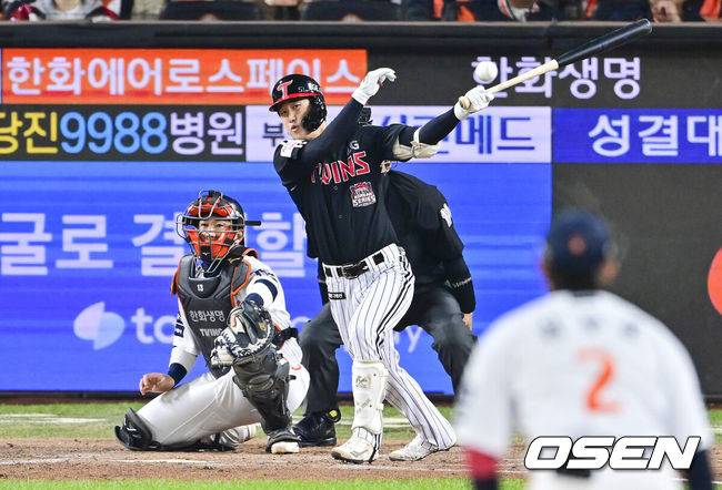 ‘전화위복’ 오스틴 잔부상→문보경 1루수→구본혁 3루수…“번트 타구 안 잡자 다들 걱정하더라, 내 인생 최고의 선택” [KS 비하인드]