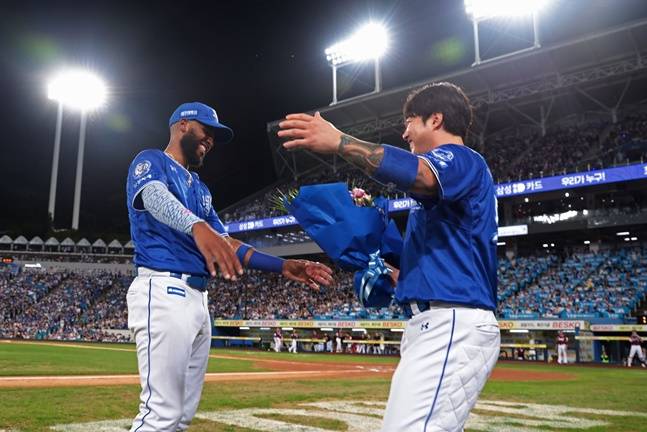 '국민거포' 박병호 왜 은퇴 결심했나