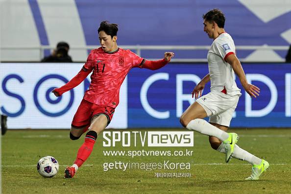 축구 잘하니 홍명보 감독도 반했다...사실상 마지막 기회 잡은 양민혁, 월드컵 막차 탑승 성공할까