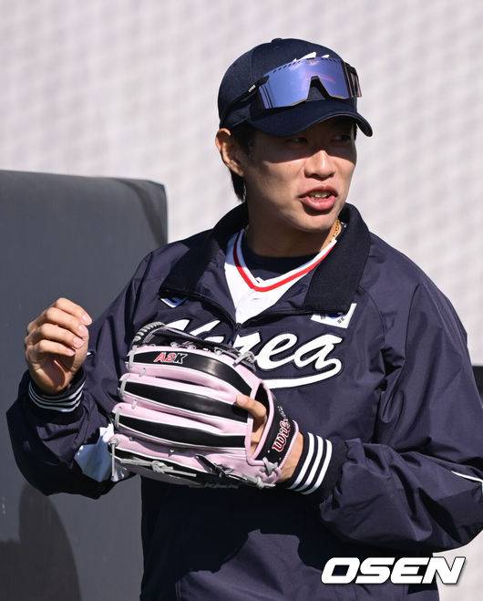 “솔직히 가장 큰 고민” 왜 3루수만 5명 뽑았나…행복한 고민의 해법 무엇일까 [오!쎈 고양]