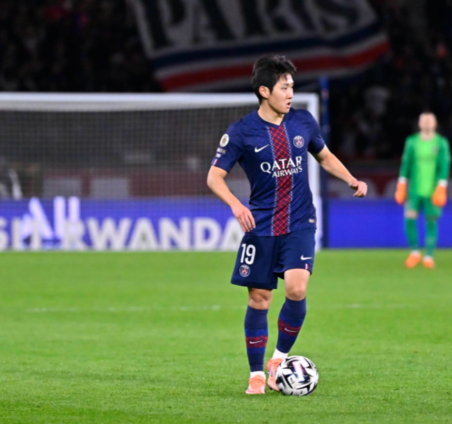 쏟아지는 극찬 세례...코너킥으로 팀 승리 이끈 이강인에