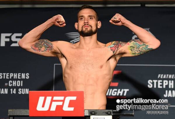 '초유의 사태' 세계 최고 무대 UFC서 '승부조작 의혹'… '배당 급락→1라운드 패→조용한 방출' 팬들 분노에도 UFC는 침묵