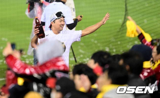 “인사만 하고 갔다” 고우석, 내년에도 ML 도전…LG “복귀 안 하는 걸로 생각한다”