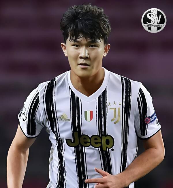 충격의 유벤투스 행, 김민재 유니폼 불탄다...은사따라 함께 '역대급 배신자' 등극할까