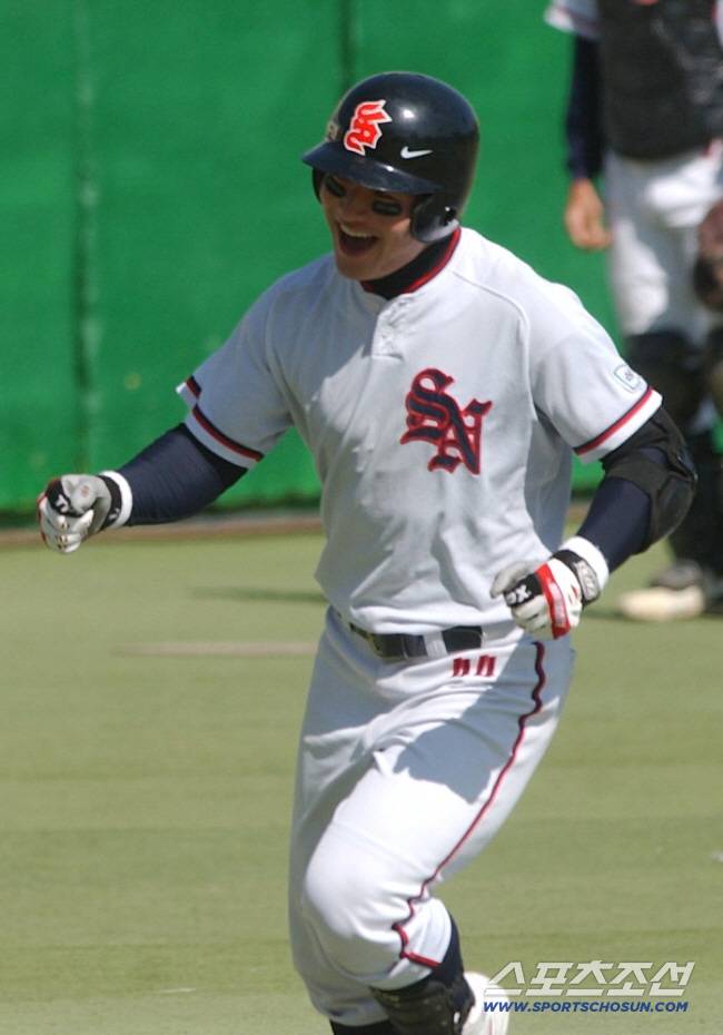 전격 은퇴 선언 '국민 거포', 혼이 서린 고척돔으로 돌아온다고? 선수, 코치 다 안 되는데 어떻게?