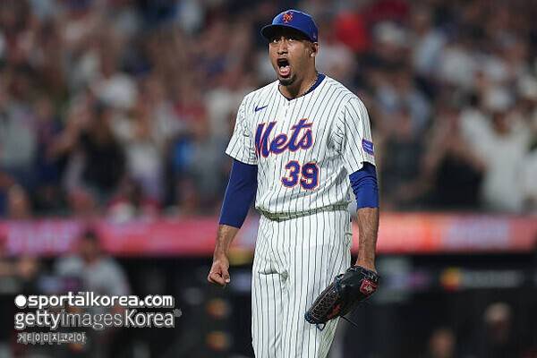 10억$ 넘게 돈 쓰고 '폭망'한 후유증 오나, 253세이브 '특급 클로저'도 FA 선언…1460억 넘고 신기록 세울까