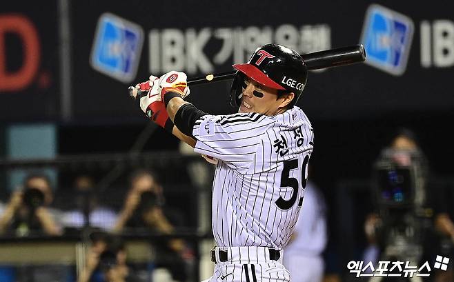 LG 우승하고 '슬펐다'니 왜일까…KS 수비 하이라이트 만든 이적생,