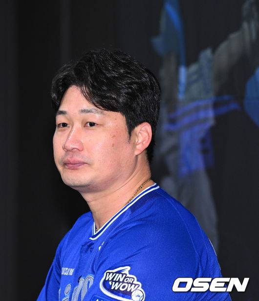 '은퇴' 427세이브 레전드, 해설위원으로 깜짝 변신하다