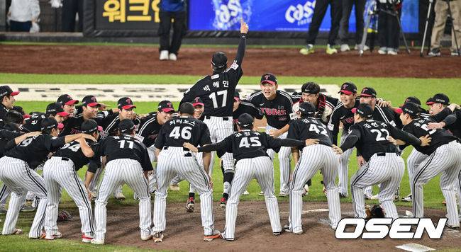 ‘FA 몸값 더 오르려나’ LG 우승 캡틴, 류지현호 주장 전격 선임 “(우승) 경험 있는 베테랑, 대표팀 이끌 적임자” [오!쎈 고척]