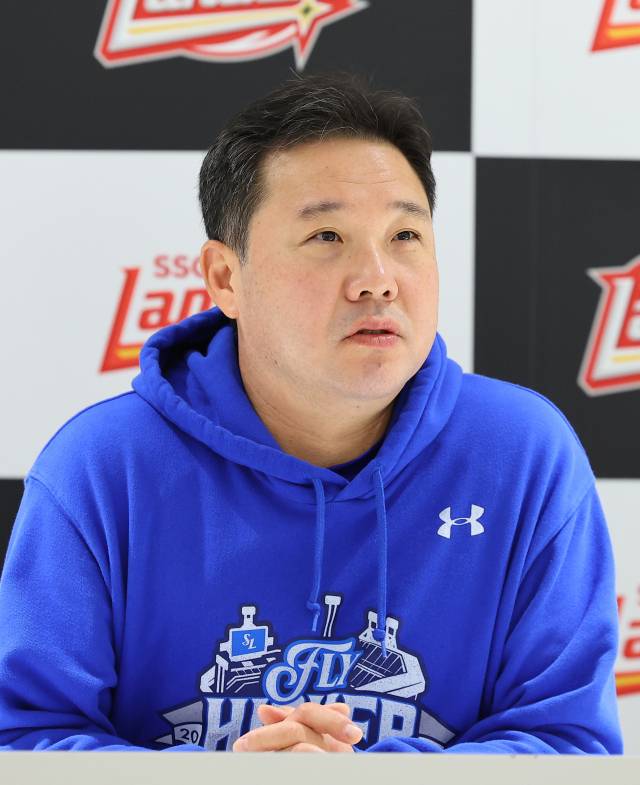 '새 코치 구함' 박진만 감독 재계약한 삼성 라이온즈, 코칭스태프 빈 자리 곳곳