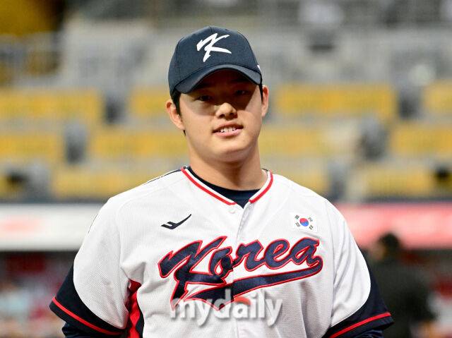 '162km→157km→154km→150km 구속 하락 우려' 문동주 괜찮다... 류지현 감독