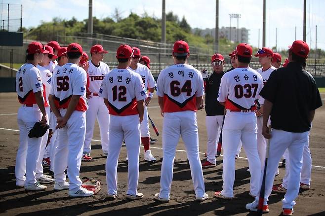 광주에 있는 KIA 선수들 긴장하나… 이범호 이 한 마디, 선수들 눈빛이 바뀌었다