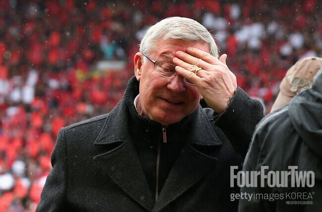 “내가 영입한 최악의 선수였다”… 퍼거슨이 직접 밝힌 ‘맨유 최악의 영입’, 알코올 중독과 가정 폭력으로 끝난 비극