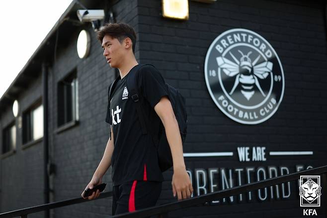 '월드컵 꿈' 날아가나, 홍명보 감독 외면받은 '유럽파 센터백' 김지수