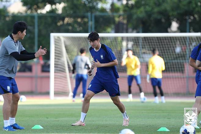 '월드컵 꿈' 날아가나, 홍명보 감독 외면받은 '유럽파 센터백' 김지수