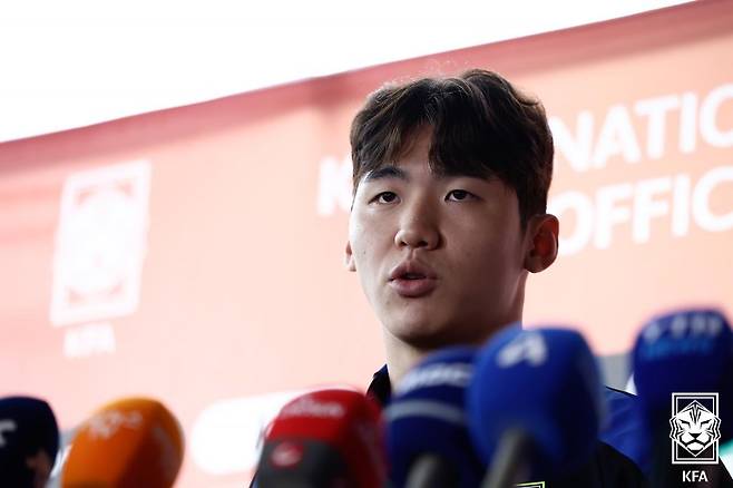 '월드컵 꿈' 날아가나, 홍명보 감독 외면받은 '유럽파 센터백' 김지수