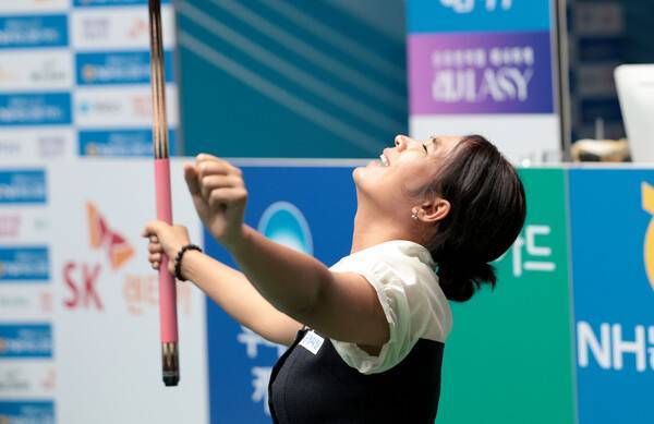 '3강 체제 꿈이었나'... 스롱-김민아 64강 동반 탈락, 김가영 독주 부른다[LPBA]