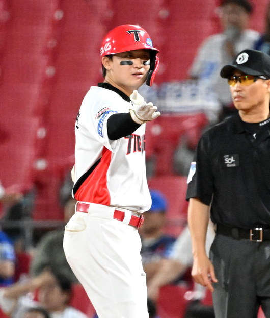 꽃감독은 1루수도 시킨다 했는데 마무리 캠프 왜 빠졌나...윤도현 또 부상 악몽, 왼쪽 대퇴근 근육손상