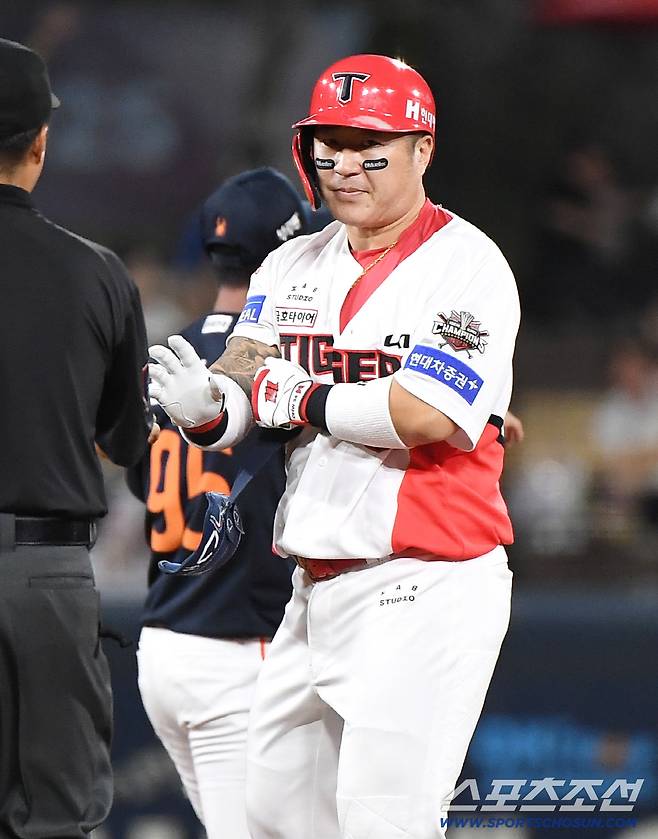 [공식발표] 핵꿀잼 'FA 전쟁' 드디어 개막! 9일 1호 계약 가능 → KIA 집토끼 무려 6명
