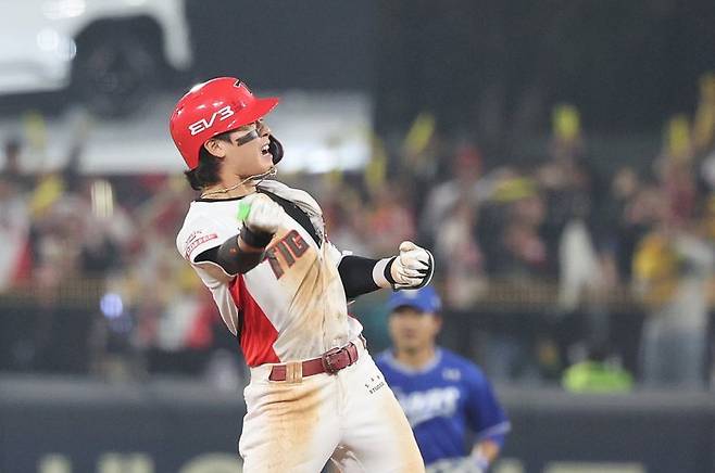 “고맙지만 잡지 않겠다”